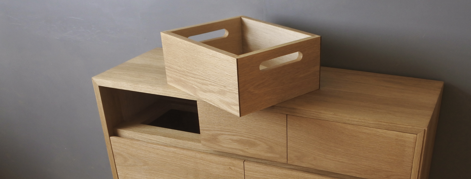KAMAKURA TERRACE の サイドボード は使い易く・シンプル・本物の無垢材・鎌倉の職人が作る日本製